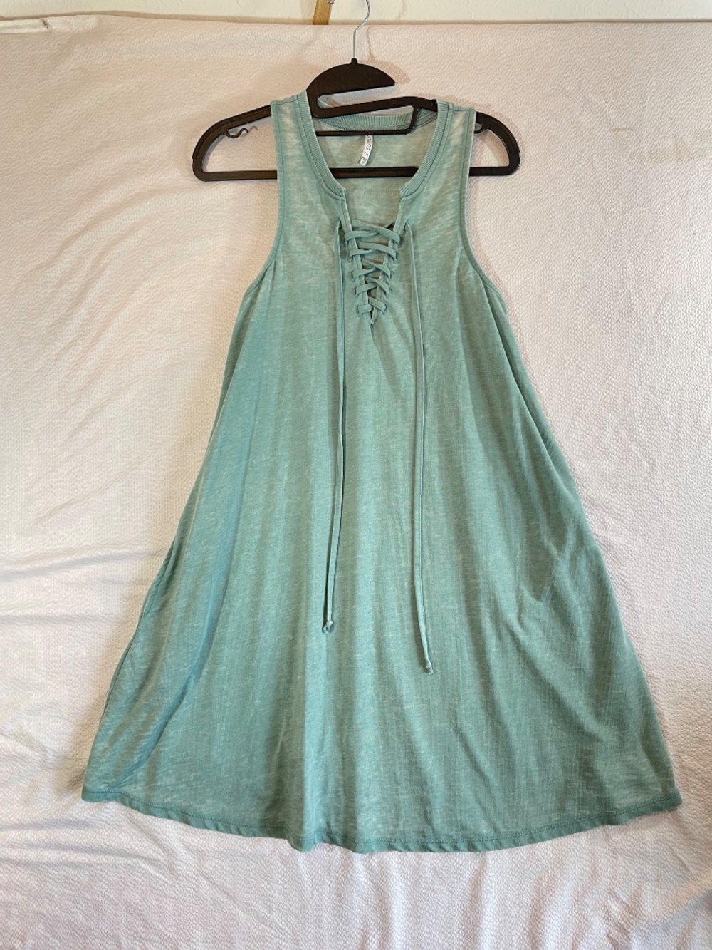Z Supply Sage Green Burnout Lace Up V-Neck Sleeveless Swing Dress Size Small